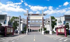 辰溪县君诚博雅高级中学｜高三复读学校